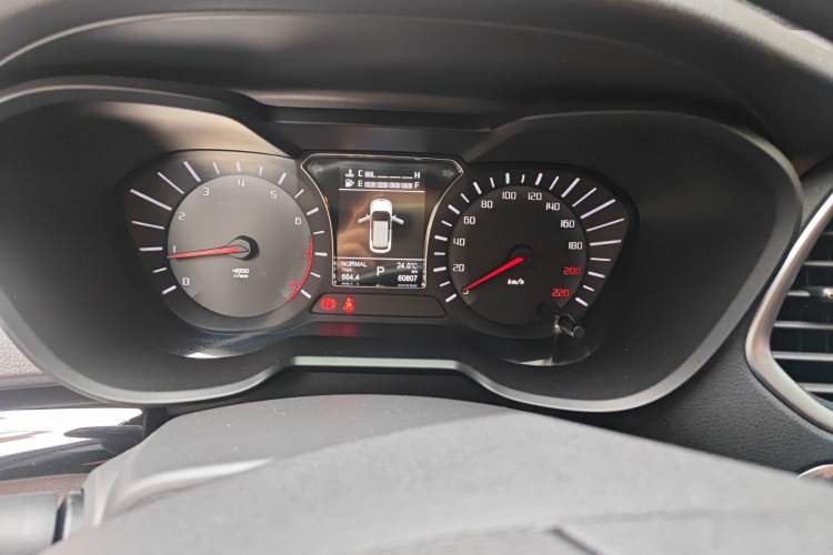 Used GAC Trumpchi GS4 2017 235T Automatic Two-Wheel Drive Luxury Smart Connectivity Version Instrument Cluster