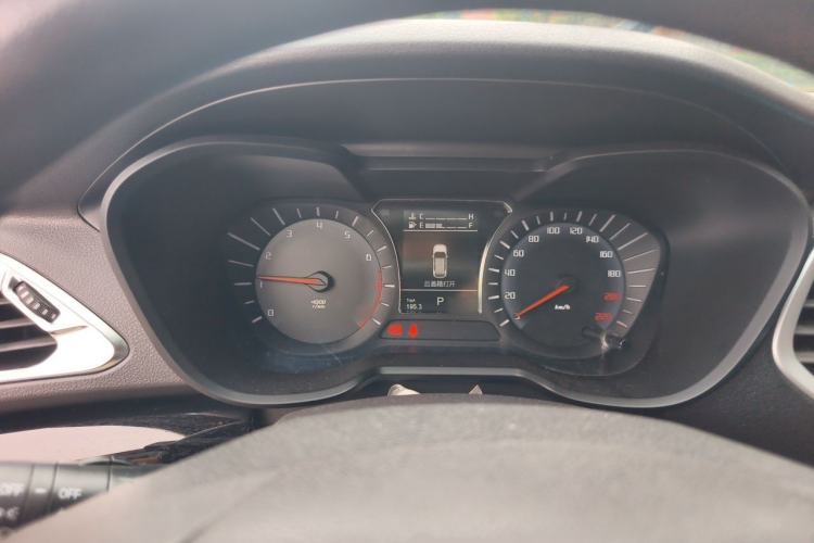 Used GAC Trumpchi GS4 2017 235T Automatic Two-Wheel Drive Elite Edition Instrument Cluster