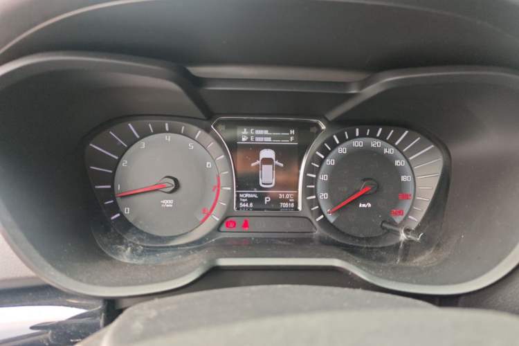 Used GAC Trumpchi GS4 2017 235T Automatic Two-Wheel Drive Luxury Smart Connectivity Version Instrument Cluster