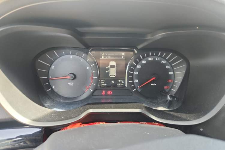 Used GAC Trumpchi GS4 2017 200T G-DCT Two-Wheel Drive Elite Edition Instrument Cluster