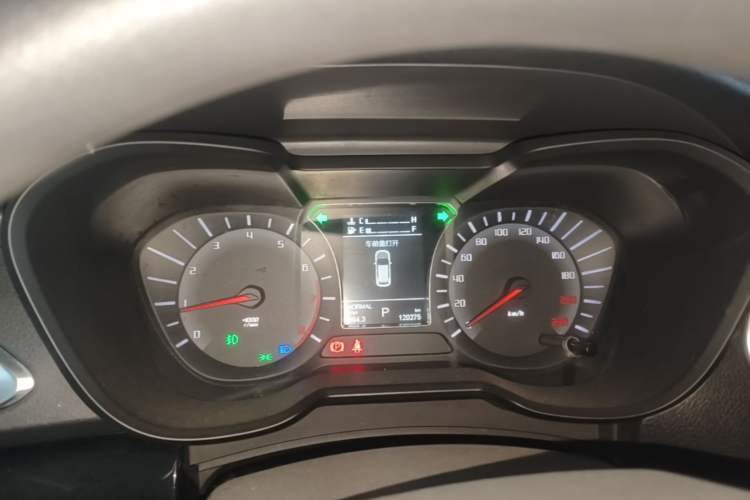 Used GAC Trumpchi GS4 2017 235T Automatic Two-Wheel Drive Elite Edition Instrument Cluster