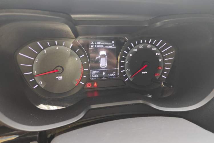 Used GAC Trumpchi GS4 2017 200T G-DCT Two-Wheel Drive Elite Edition Instrument Cluster
