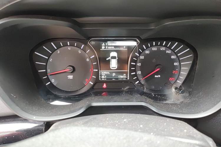 Used GAC Trumpchi GS4 2017 235T Automatic Two-Wheel Drive Elite Edition Instrument Cluster