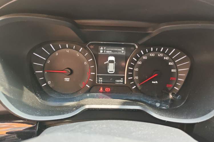 Used GAC Trumpchi GS4 2017 200T Manual Two-Wheel Drive Elite Edition Instrument Cluster