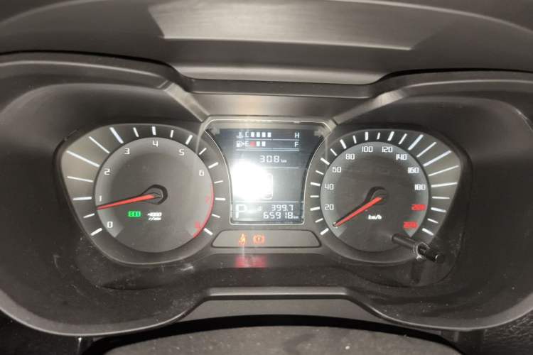 Used GAC Trumpchi GS4 2017 200T G-DCT Two-Wheel Drive Comfort Edition Instrument Cluster