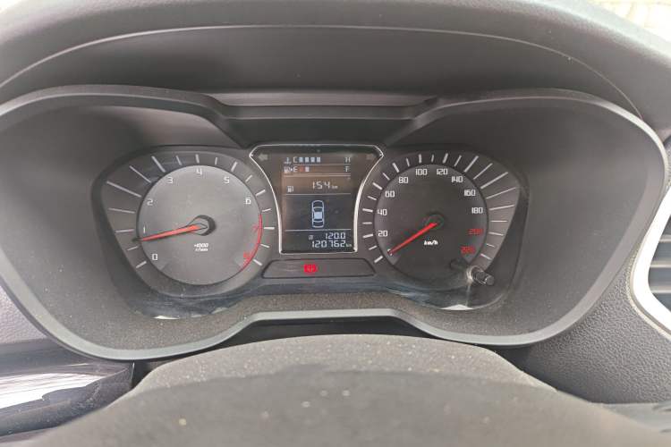 Used GAC Trumpchi GS4 2017 200T Manual Two-Wheel Drive Comfort Edition Instrument Cluster