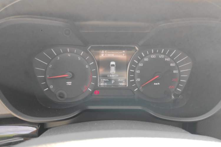 Used GAC Trumpchi GS4 2017 235T Automatic Two-Wheel Drive Luxury Smart Connectivity Version Instrument Cluster