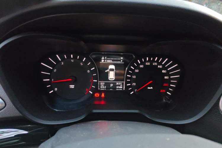 Used GAC Trumpchi GS4 2017 235T Automatic Two-Wheel Drive Luxury Smart Connectivity Version Instrument Cluster