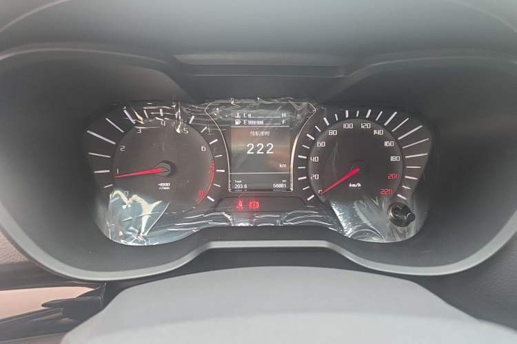 Used GAC Trumpchi GS4 2017 200T Manual Two-Wheel Drive Luxury Edition Instrument Cluster