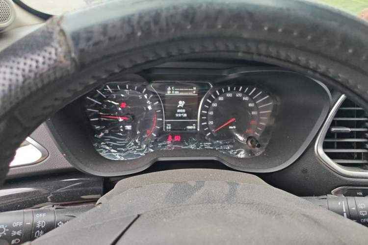 Used GAC Trumpchi GS4 2017 235T Manual Two-Wheel Drive Luxury Edition Instrument Cluster