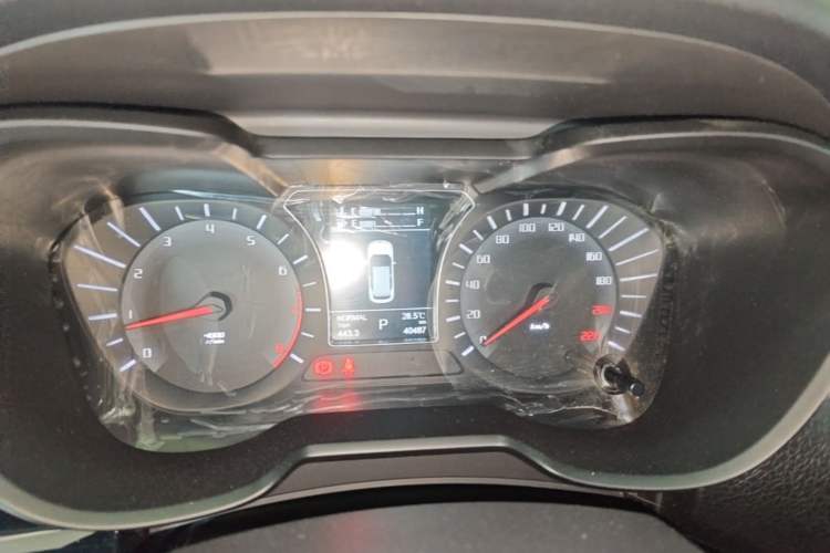 Used GAC Trumpchi GS4 2017 235T G-DCT Two-Wheel Drive Elite Edition Instrument Cluster