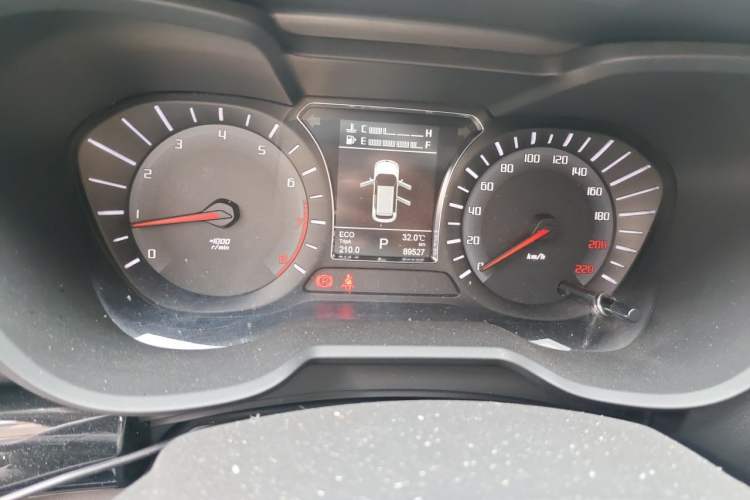 Used GAC Trumpchi GS4 2017 235T Automatic Two-Wheel Drive Luxury Smart Connectivity Version Instrument Cluster