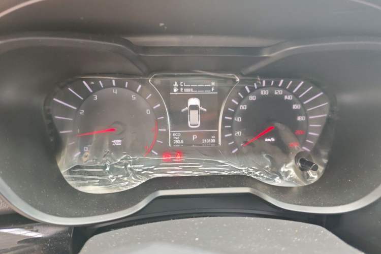 Used GAC Trumpchi GS4 2017 235T Automatic Two-Wheel Drive Elite Edition Instrument Cluster