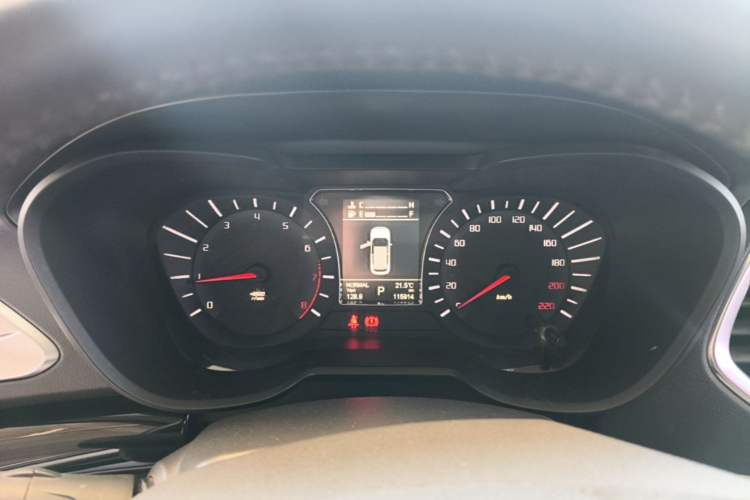 Used GAC Trumpchi GS4 2017 200T G-DCT Two-Wheel Drive Luxury Edition Instrument Cluster
