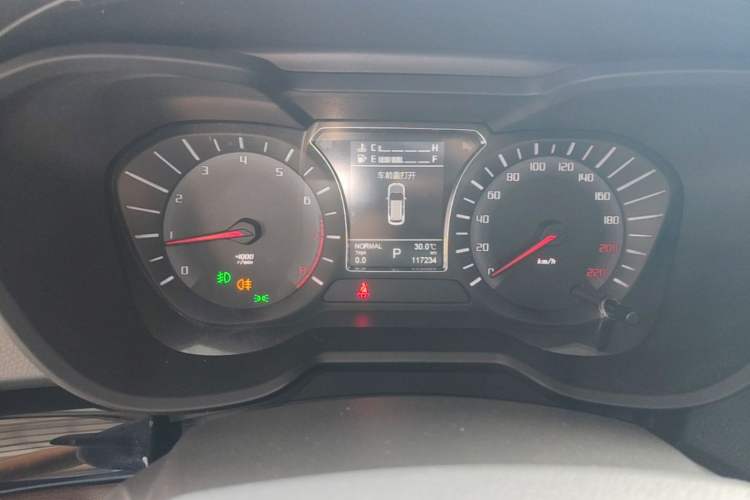 Used GAC Trumpchi GS4 2017 235T Automatic Two-Wheel Drive Luxury Smart Connectivity Version Instrument Cluster