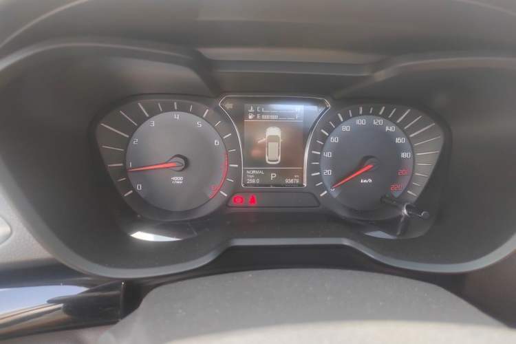 Used GAC Trumpchi GS4 2017 235T Automatic Two-Wheel Drive Elite Edition Instrument Cluster