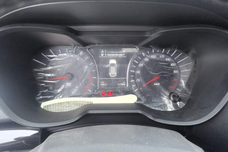 Used GAC Trumpchi GS4 2017 235T Manual Two-Wheel Drive Luxury Edition Instrument Cluster
