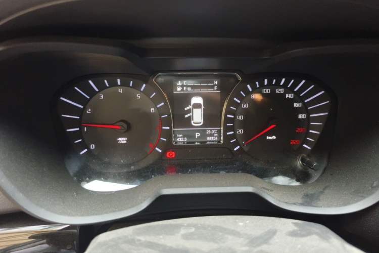 Used GAC Trumpchi GS4 2017 235T Automatic Two-Wheel Drive Luxury Smart Connectivity Version Instrument Cluster