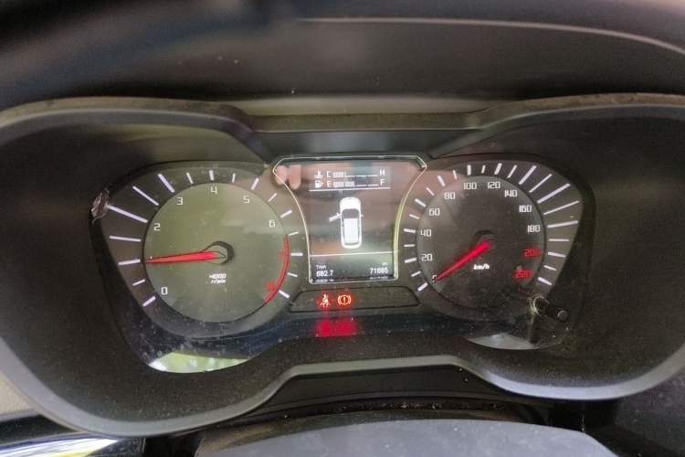 Used GAC Trumpchi GS4 2017 200T Manual Two-Wheel Drive Elite Edition Instrument Cluster