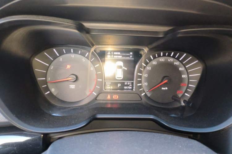Used GAC Trumpchi GS4 2017 200T G-DCT Two-Wheel Drive Elite Edition Instrument Cluster