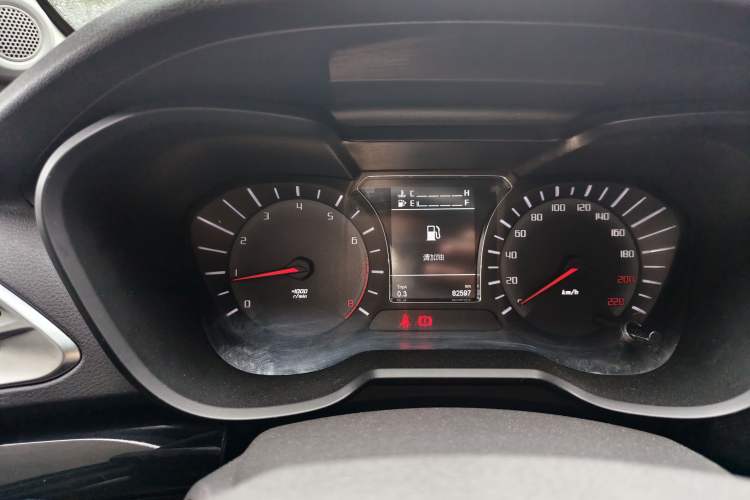 Used GAC Trumpchi GS4 2017 200T Manual Two-Wheel Drive Elite Edition Instrument Cluster