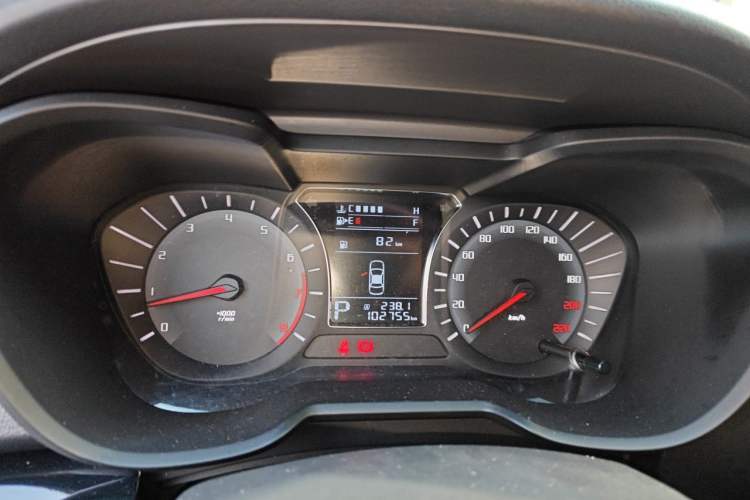 Used GAC Trumpchi GS4 2017 200T G-DCT Two-Wheel Drive Comfort Edition Instrument Cluster