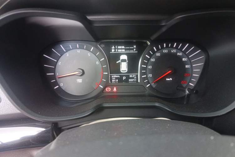 Used GAC Trumpchi GS4 2017 235T Automatic Two-Wheel Drive Luxury Smart Connectivity Version Instrument Cluster
