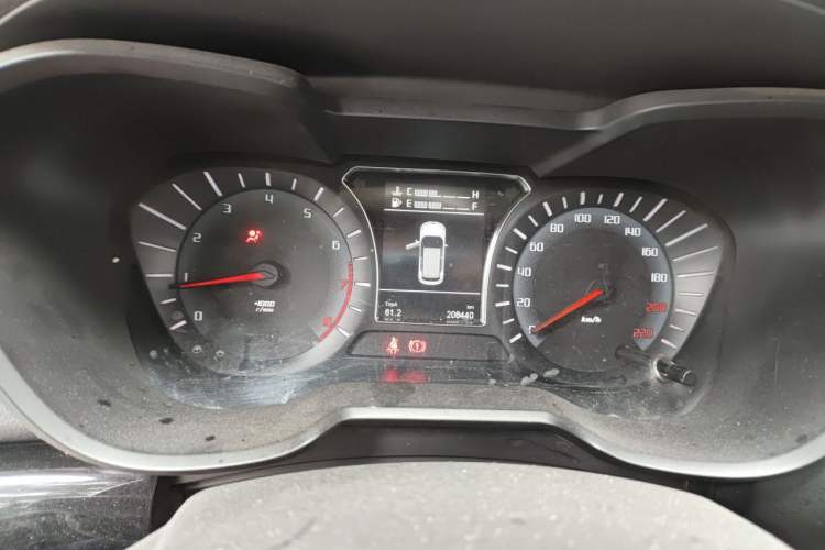 Used GAC Trumpchi GS4 2017 235T Manual Two-Wheel Drive Luxury Edition Instrument Cluster