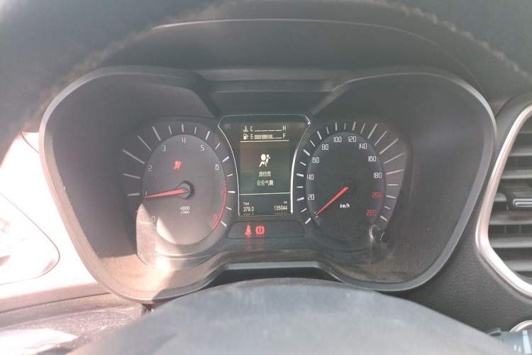 Used GAC Trumpchi GS4 2017 235T Manual Two-Wheel Drive Luxury Edition Instrument Cluster