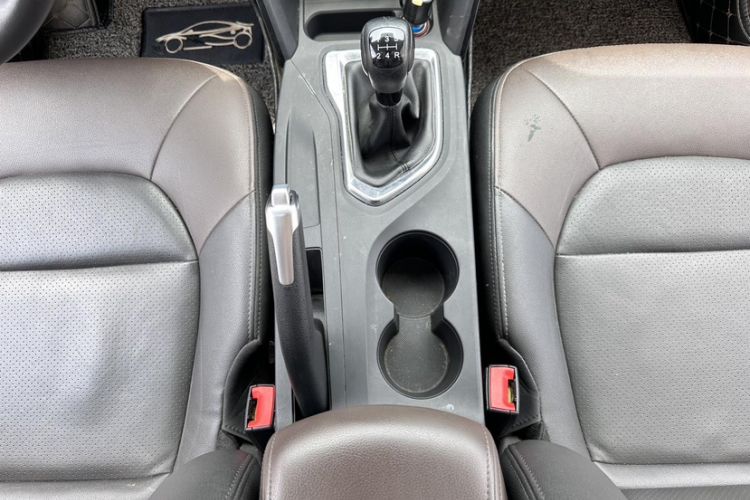 Used GAC Trumpchi GS4 2017 235T Manual Two-Wheel Drive Luxury Edition Interior 10