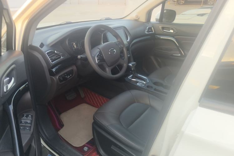 Used GAC Trumpchi GS4 2017 235T Automatic Two-Wheel Drive Elite Edition Interior 2