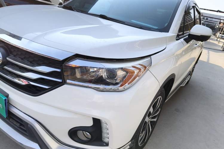 Used GAC Trumpchi GS4 2017 235T Automatic Two-Wheel Drive Luxury Smart Connectivity Version Left Front Headlight
