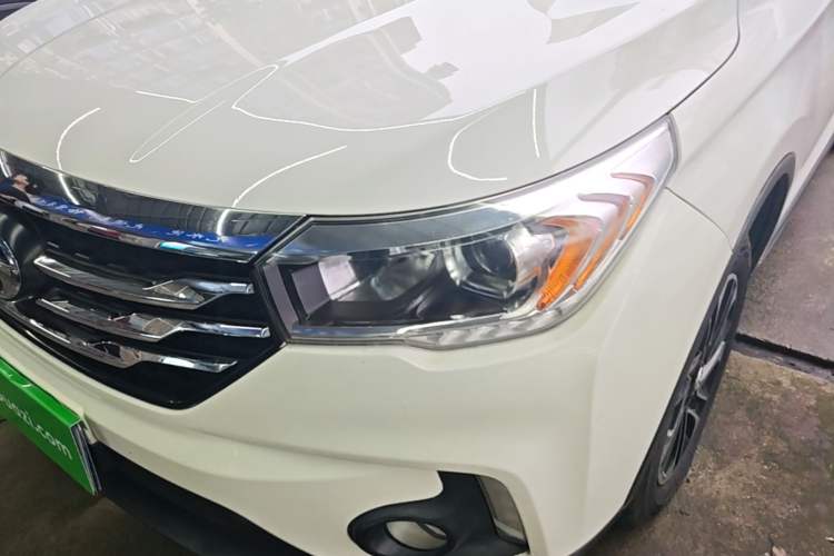 Used GAC Trumpchi GS4 2017 200T G-DCT Two-Wheel Drive Elite Edition Left Front Headlight