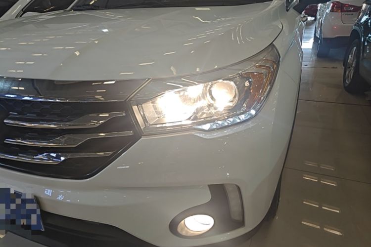 Used GAC Trumpchi GS4 2017 235T Automatic Two-Wheel Drive Elite Edition Left Front Headlight