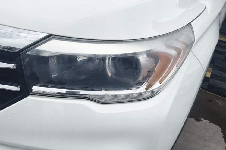 Used GAC Trumpchi GS4 2017 200T Manual Two-Wheel Drive Comfort Edition Left Front Headlight