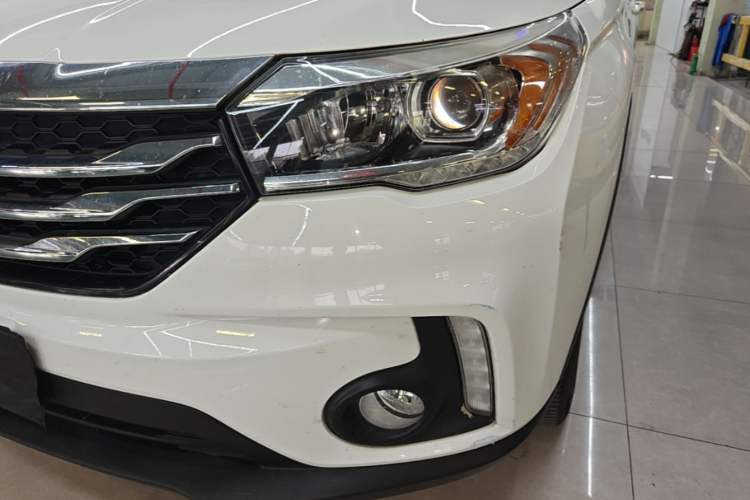 Used GAC Trumpchi GS4 2017 235T Automatic Two-Wheel Drive Luxury Smart Connectivity Version Left Front Headlight