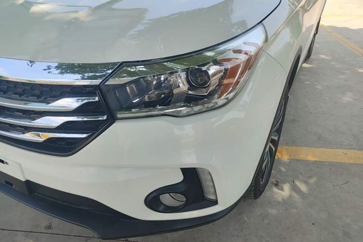 Used GAC Trumpchi GS4 2017 235T Manual Two-Wheel Drive Luxury Edition Left Front Headlight