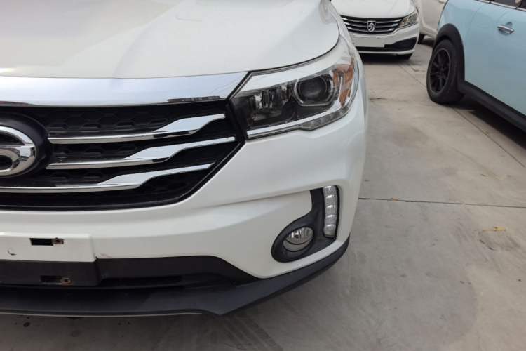 Used GAC Trumpchi GS4 2017 235T Manual Two-Wheel Drive Luxury Edition Left Front Headlight