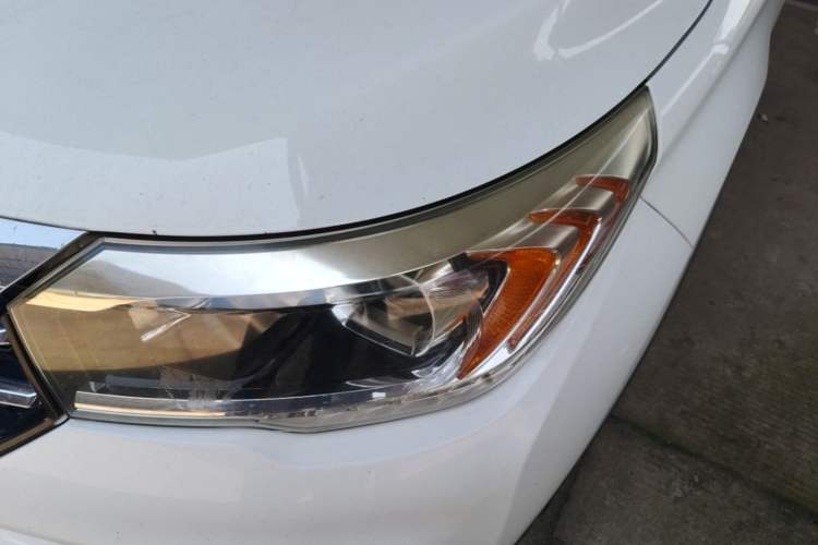 Used GAC Trumpchi GS4 2017 235T Automatic Two-Wheel Drive Elite Edition Left Front Headlight