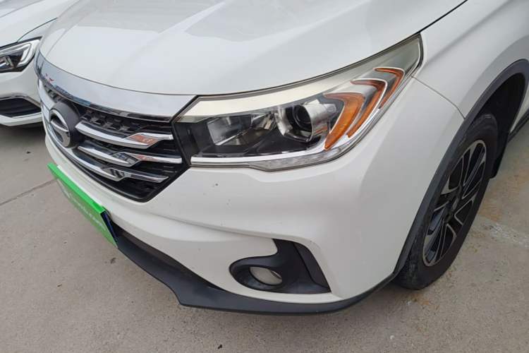 Used GAC Trumpchi GS4 2017 200T Manual Two-Wheel Drive Elite Edition Left Front Headlight