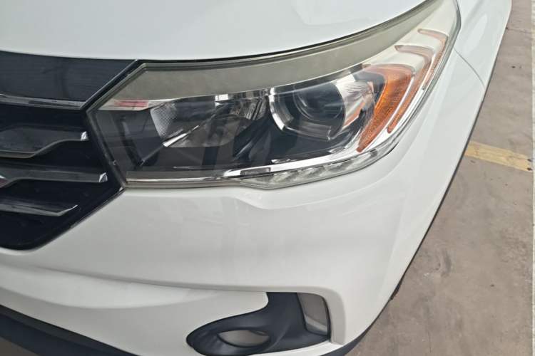 Used GAC Trumpchi GS4 2017 235T Automatic Two-Wheel Drive Elite Edition Left Front Headlight