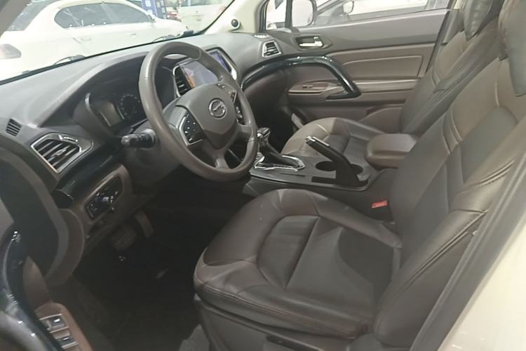 Used GAC Trumpchi GS4 2017 200T G-DCT Two-Wheel Drive Elite Edition Left Front Seat