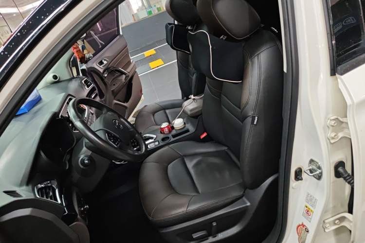 Used GAC Trumpchi GS4 2017 235T Automatic Two-Wheel Drive Luxury Smart Connectivity Version Left Front Seat