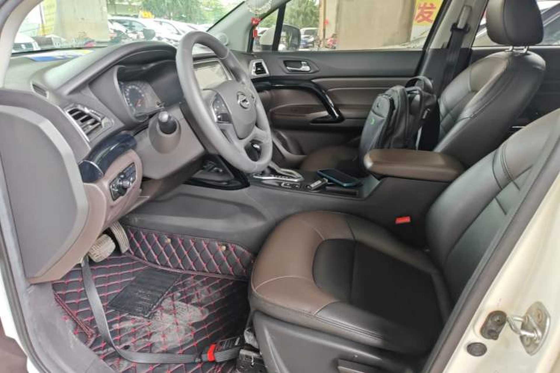 Used GAC Trumpchi GS4 2017 235T G-DCT Two-Wheel Drive Elite Edition Left Front Seat