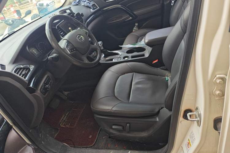 Used GAC Trumpchi GS4 2017 235T Automatic Two-Wheel Drive Luxury Smart Connectivity Version Left Front Seat