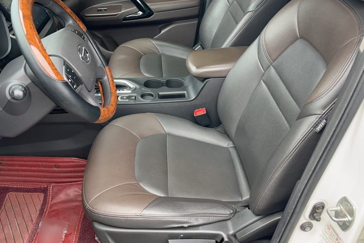 Used GAC Trumpchi GS4 2017 235T Automatic Two-Wheel Drive Elite Edition Left Front Seat
