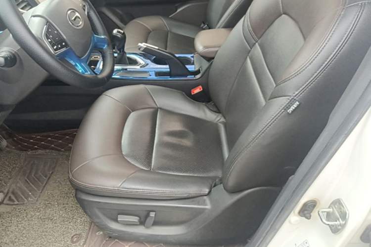 Used GAC Trumpchi GS4 2017 235T Manual Two-Wheel Drive Luxury Edition Left Front Seat