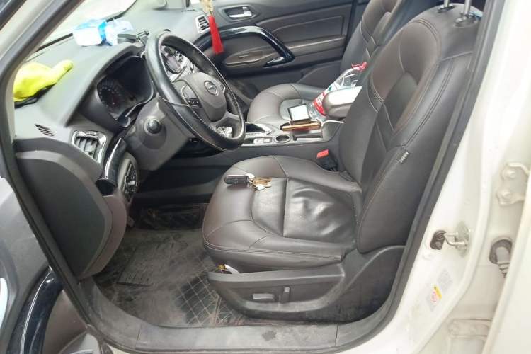 Used GAC Trumpchi GS4 2017 235T Automatic Two-Wheel Drive Luxury Smart Connectivity Version Left Front Seat
