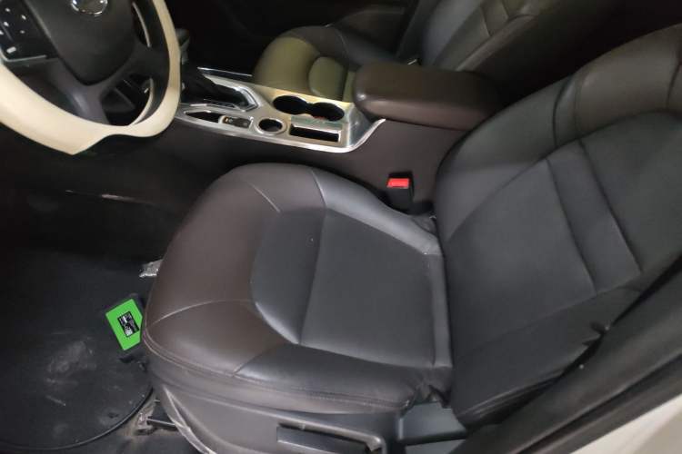 Used GAC Trumpchi GS4 2017 235T Automatic Two-Wheel Drive Elite Edition Left Front Seat