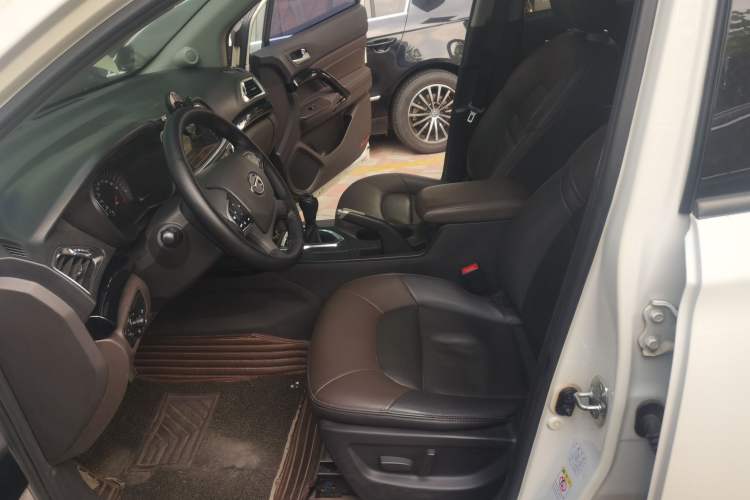 Used GAC Trumpchi GS4 2017 235T Manual Two-Wheel Drive Luxury Edition Left Front Seat
